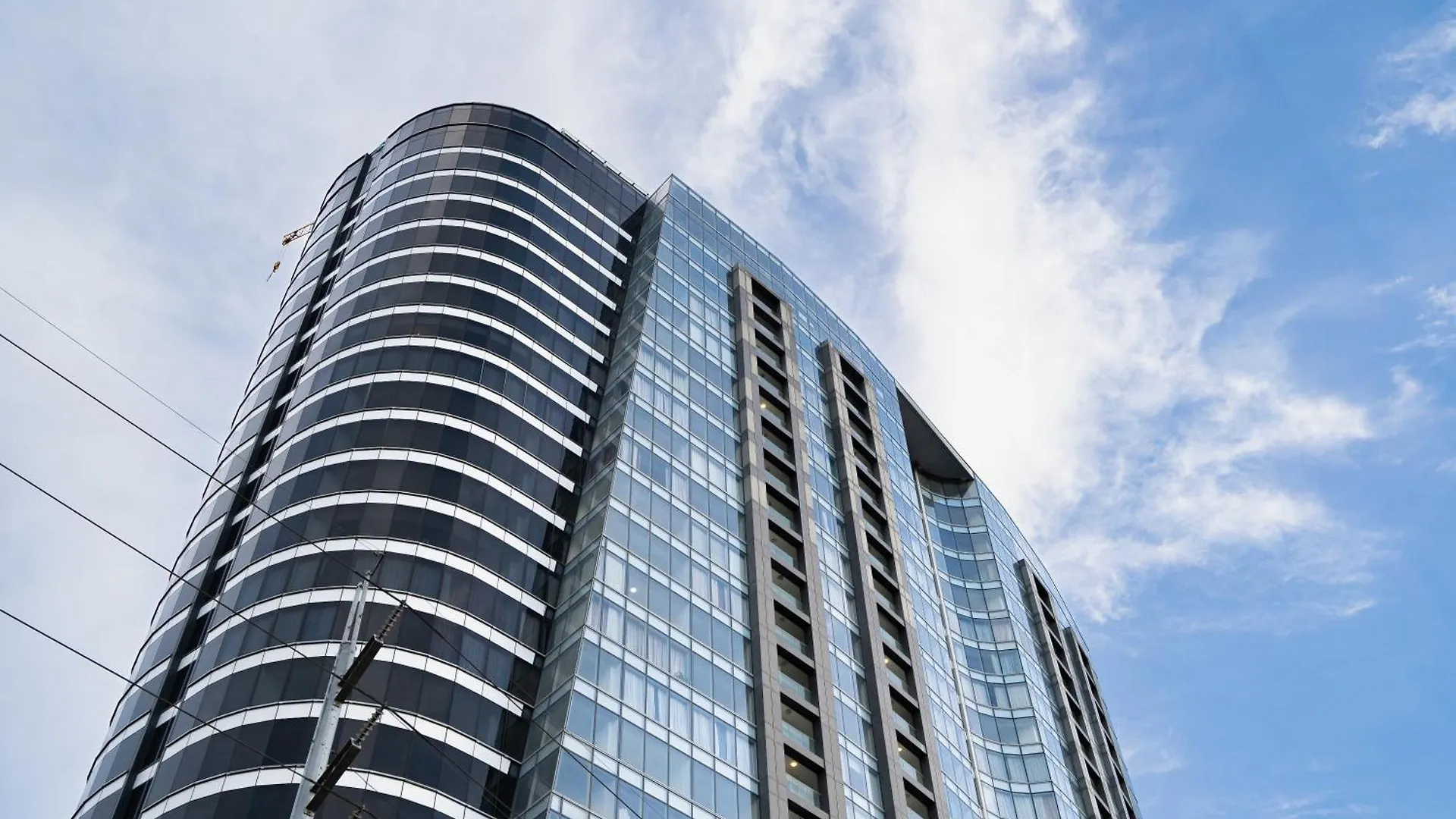 Apartment Aeon Towers L Amazing City Views L Stylish L Ayala Mall Davao